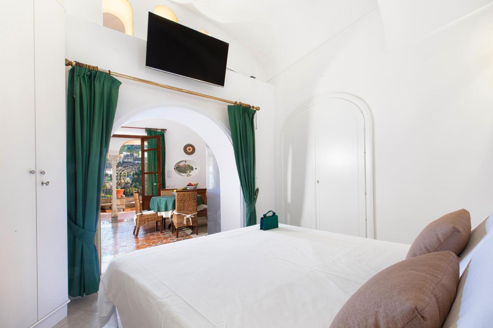 Yourhome - Alcova Apartment Positano Luaran gambar