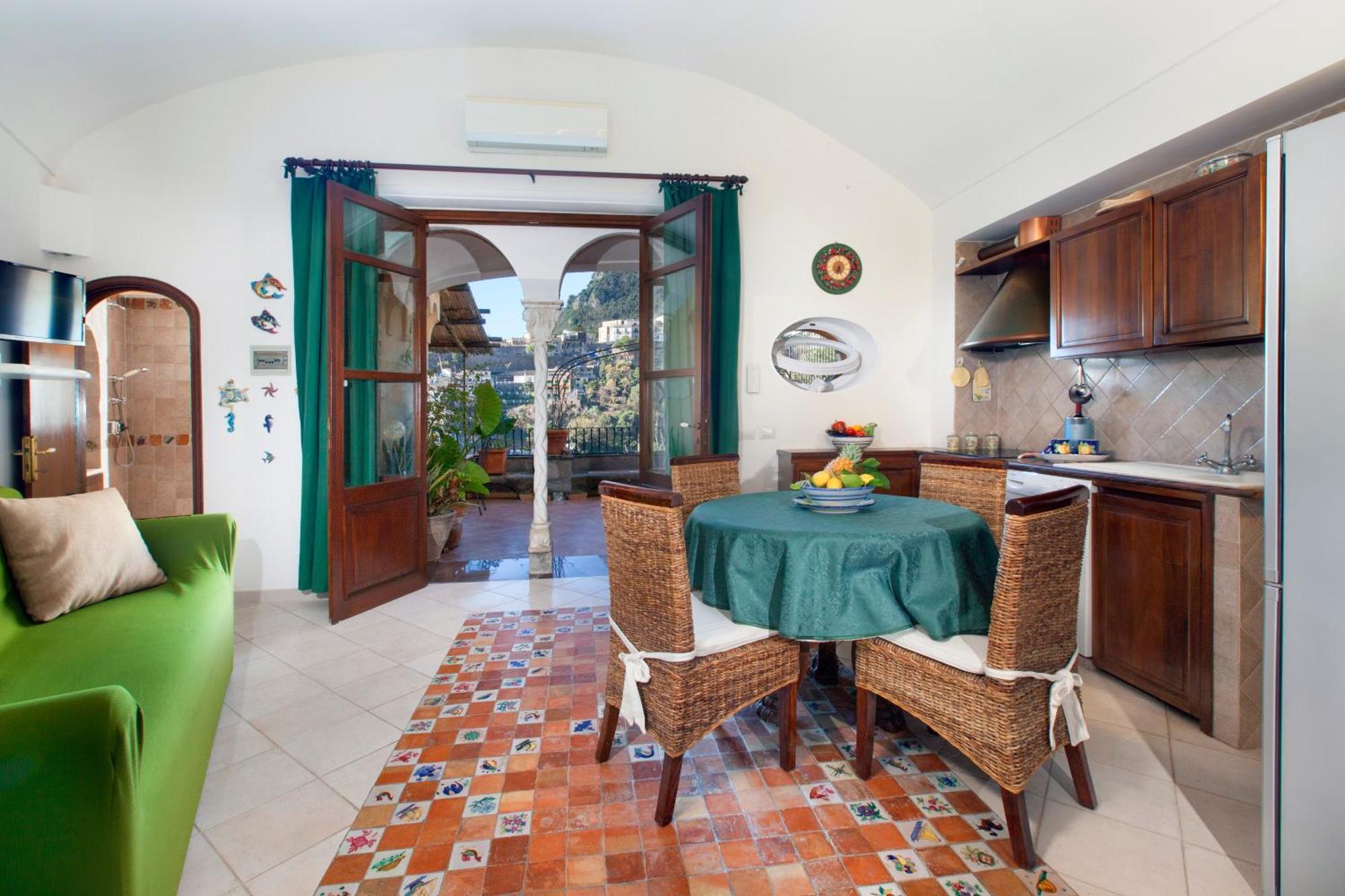 Yourhome - Alcova Apartment Positano Luaran gambar